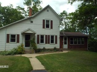 3492 S Ebys Mill Rd, Elizabeth, IL 61028