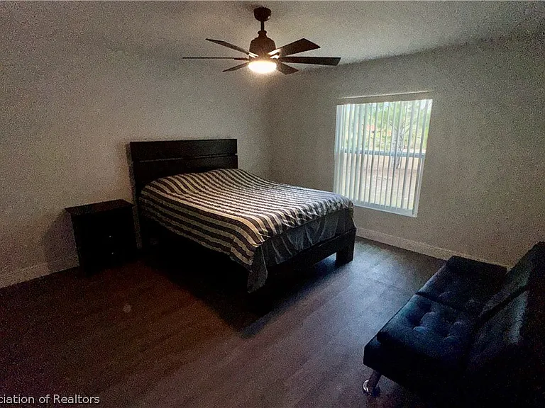 7000 Schumacher Rd — Photo 14