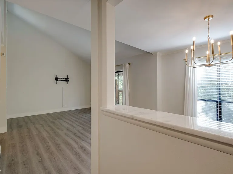 231 Summit Ridge Dr — Photo 8
