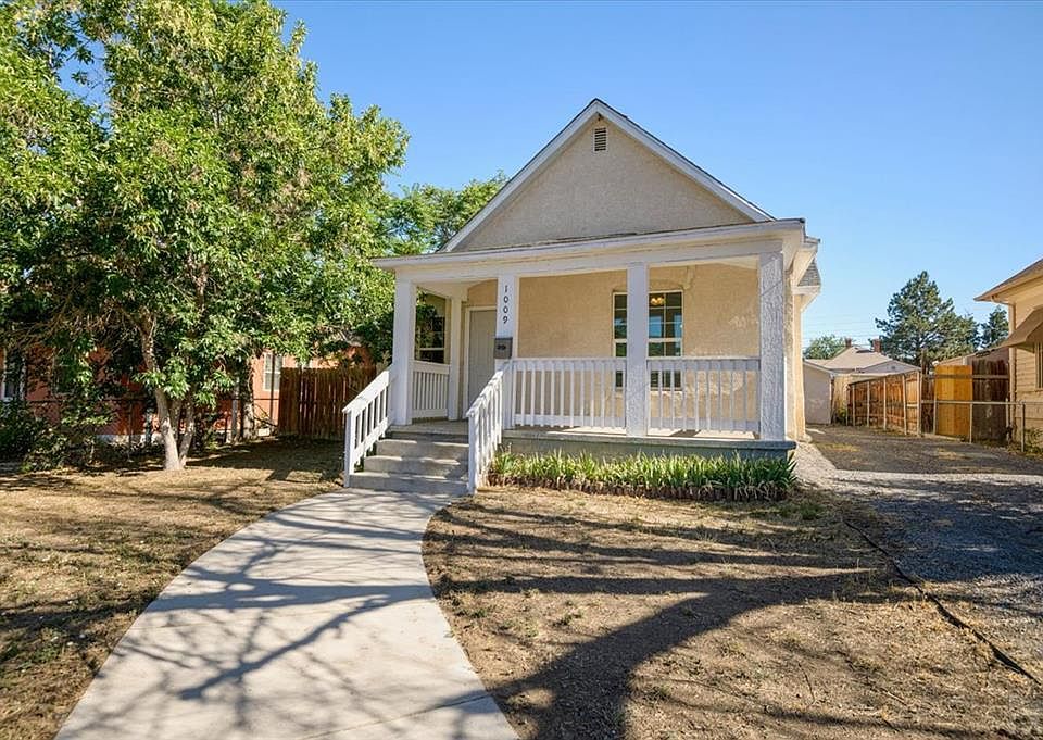1st image of 1009 E 8th St