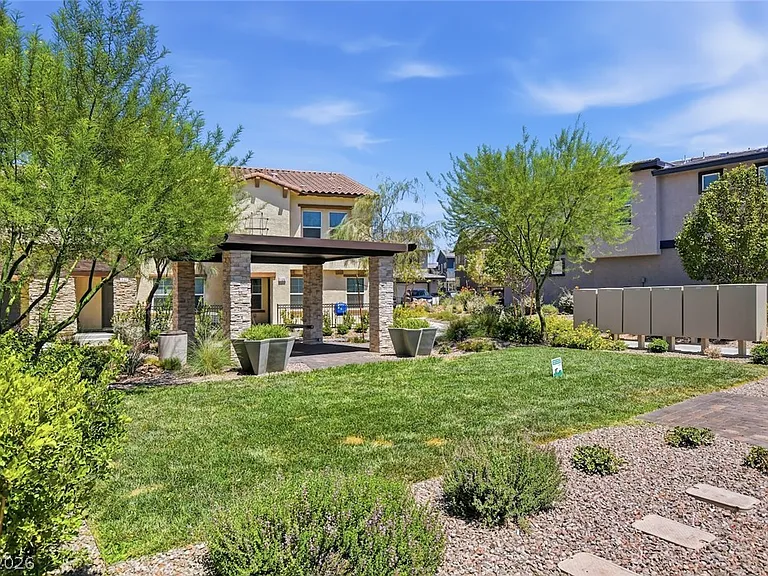 1137 Meadow Sparrow Pl — Photo 56
