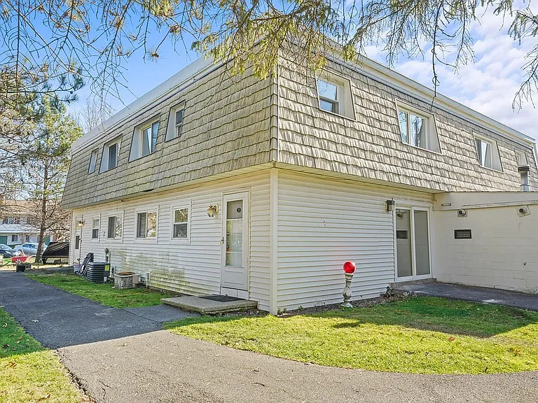 Parkside Apartments at North Colonie — Photo 42