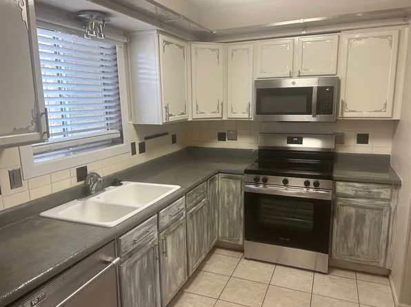 1320 W 3rd St, 1320 W 3rd St APT 2, Tempe, AZ 85281