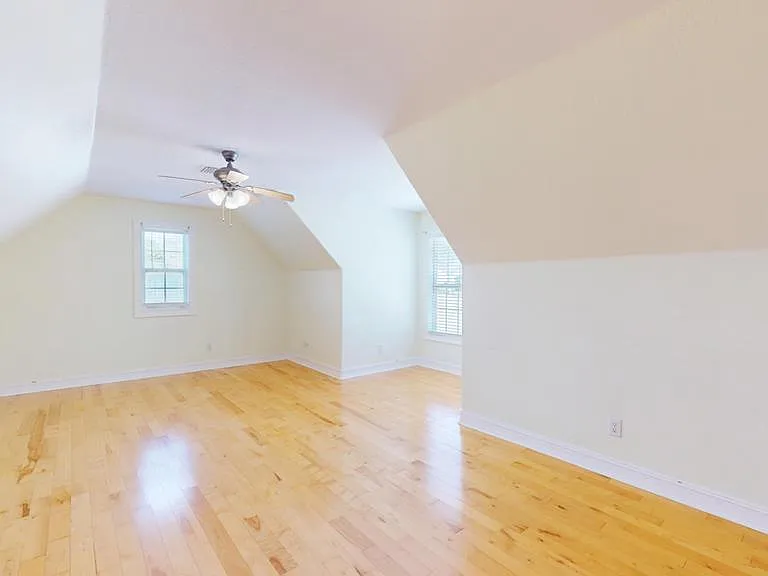 100 Sweetbriar Lakes Dr — Photo 23