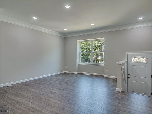 5th image of 3127 Antrim Cir