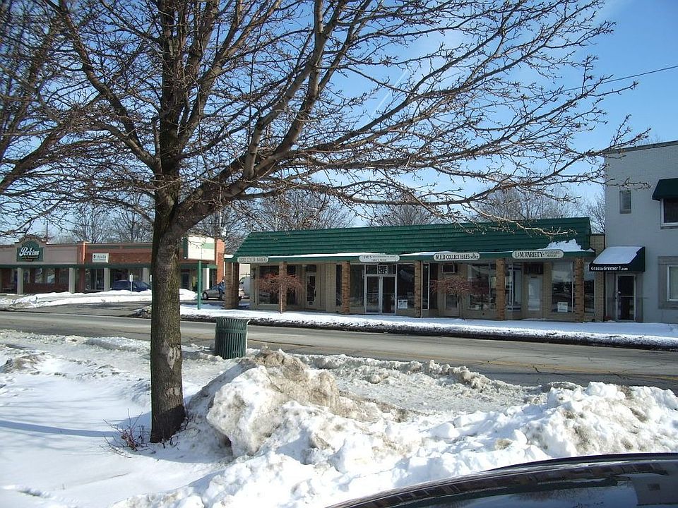 1st image of 22746 Shore Center Dr