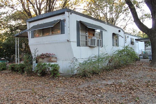 1st image of 119 Sharpe Dr