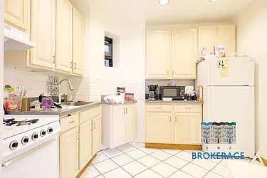 Rented by SBJ Brokerage, LLC