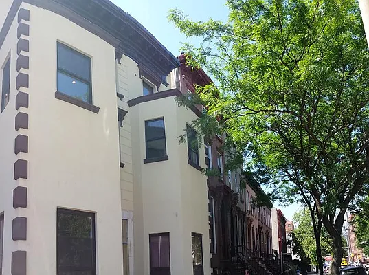 Rented by Mendy Realty Inc | media 9