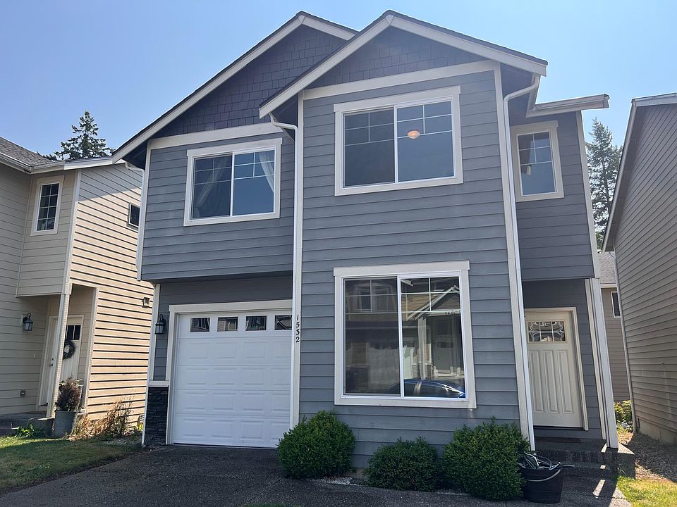 1st image of 1532 NE Odessa Way