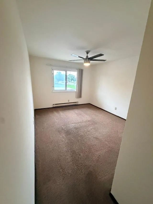 1 bed, 720 sqft, $1,200 — Photo 4