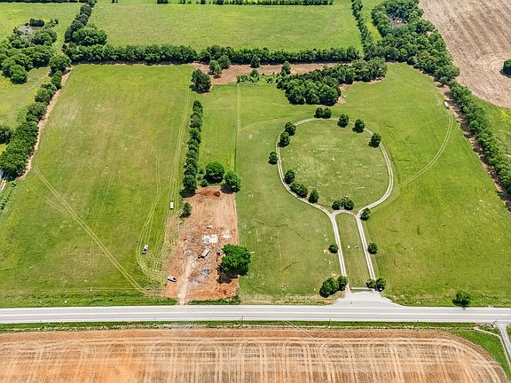 2nd image of 3077 Nashville Hwy Lot 3A