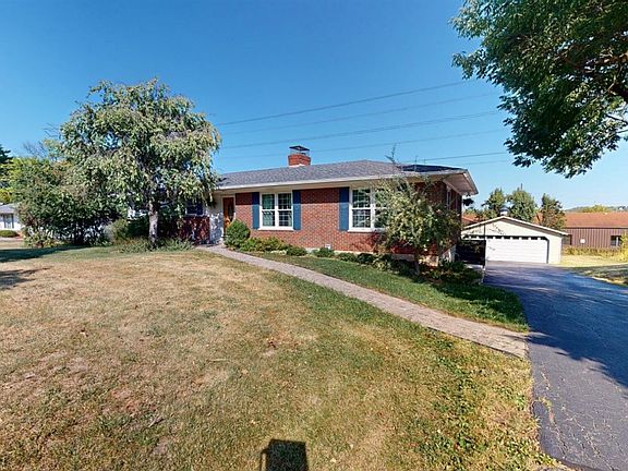 2nd image of 11076 Sharon Meadows Dr