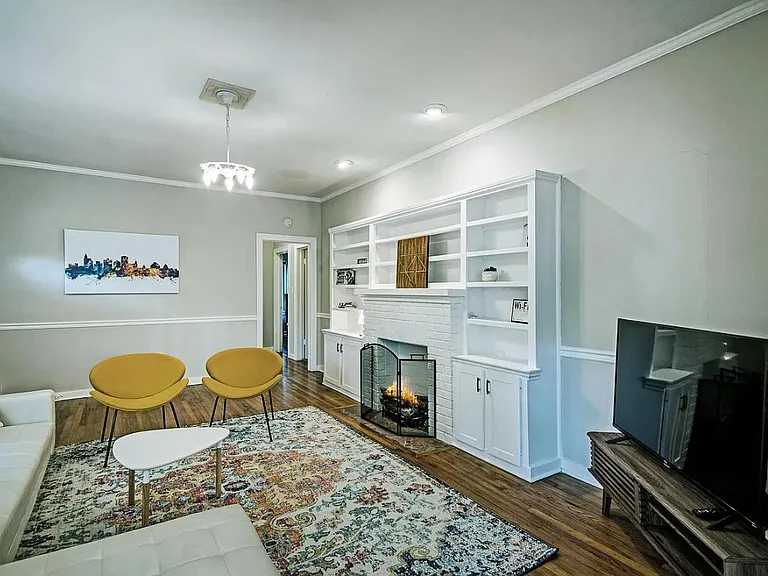 1124 Martingale Rd — Photo 14