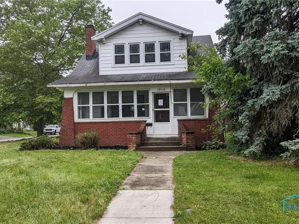 1616 Yosemite Dr, Toledo, OH 43614