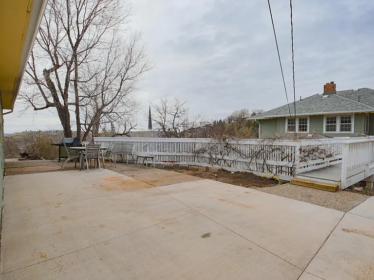 1326 Clark St #1 — Photo 26