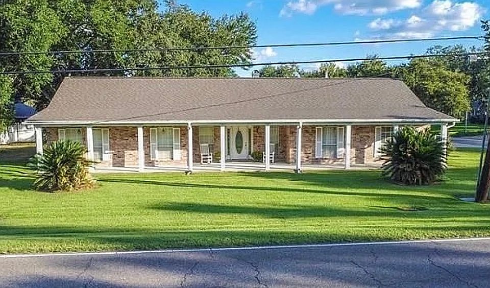 1st image of 132 Viola Ct