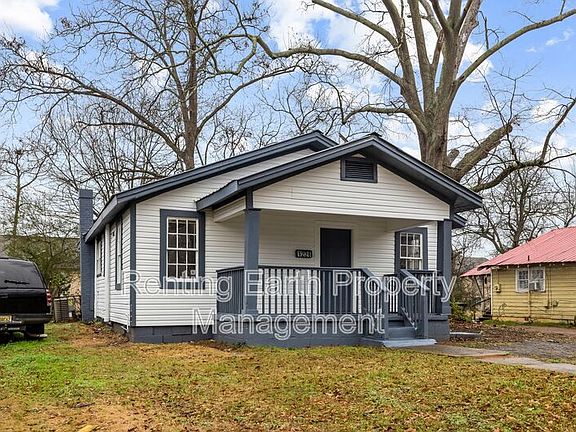 4th image of 1228 19th Pl SW