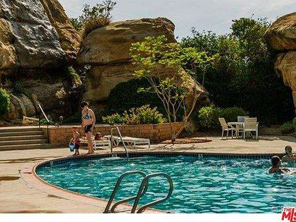 3rd image of 11401 Topanga Canyon Blvd Spc 114