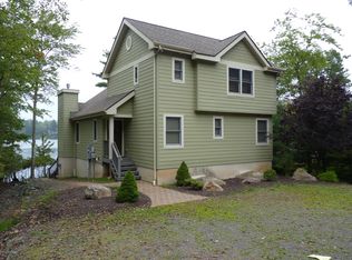174 S Lake Dr, Lake Harmony, PA