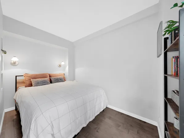 415 East 52nd Street 2AC image 4 of 5