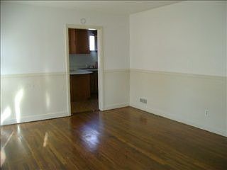 4th image of 331 Crestview Dr