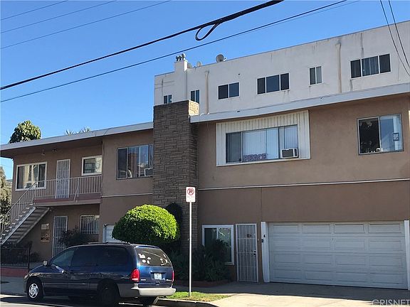 3rd image of 1301 S Saltair Ave APT 2