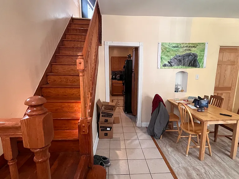 1035 Flemington St — Photo 2