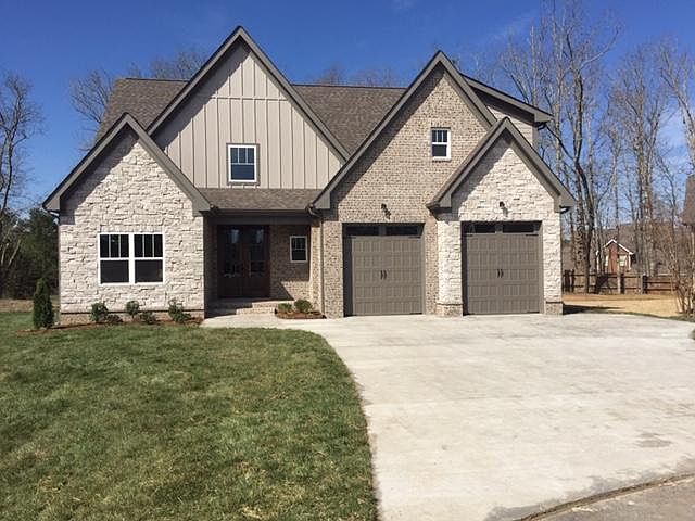 2nd image of 2813 Ashwood Dr Unit 8