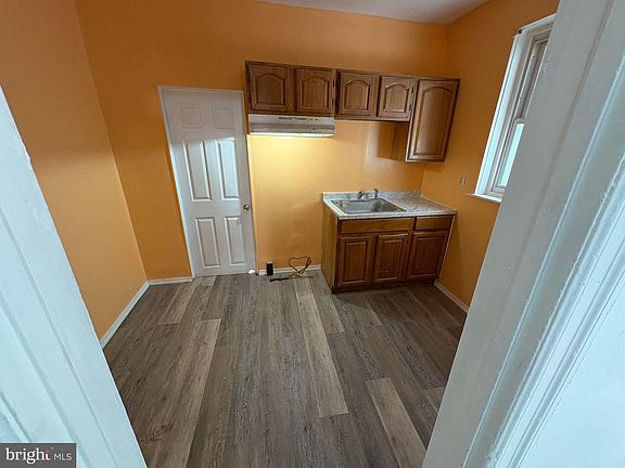 2nd image of 5934 Spring St