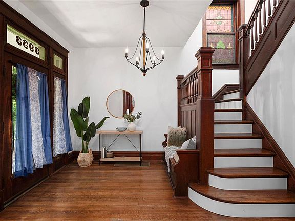 3rd image of 3933 Connecticut St