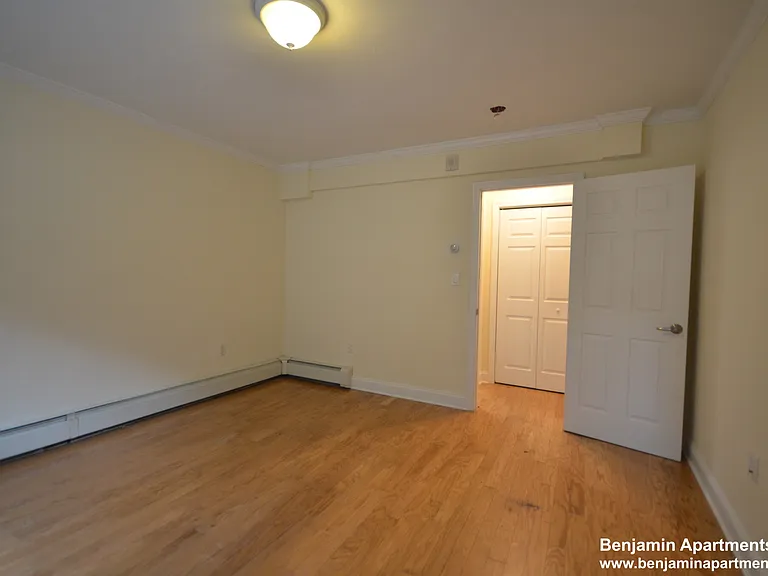 50 Alton Pl #1 — Photo 9