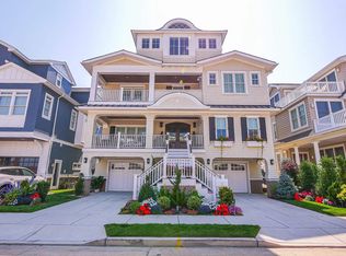 110 S Swarthmore Ave, Ventnor, NJ 08406