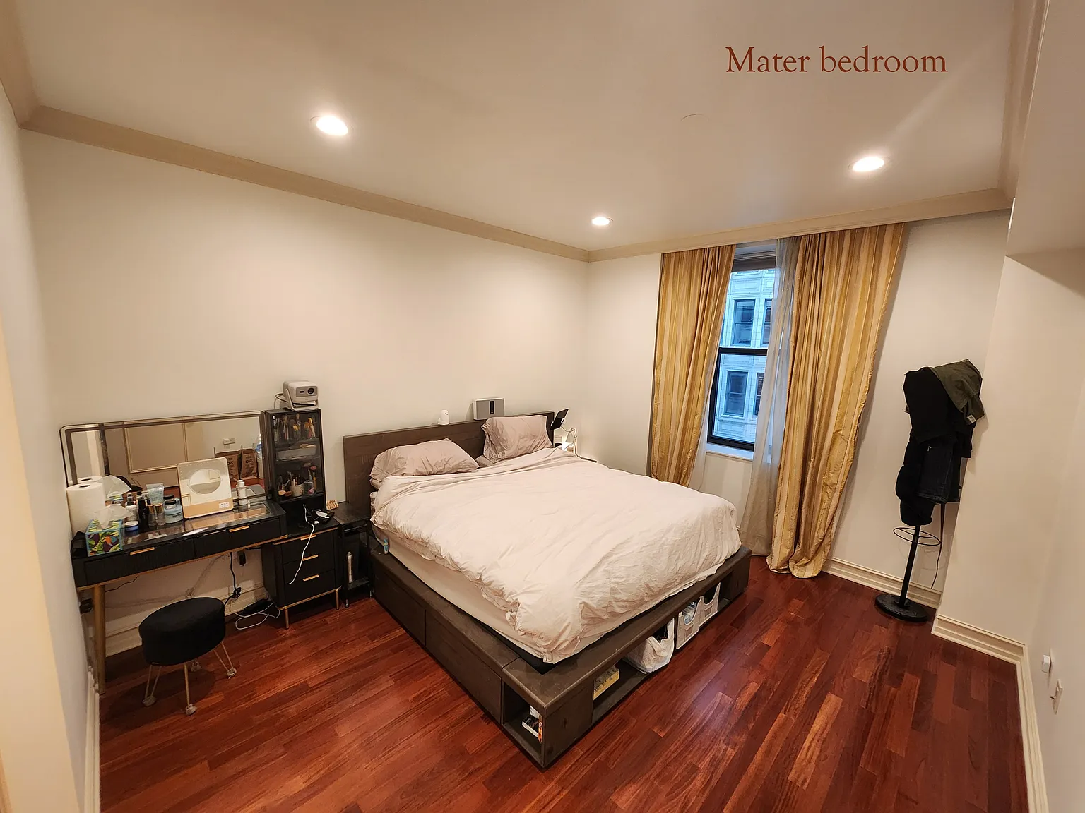 2 bed, 1202 sqft, $3,400 — Photo 4