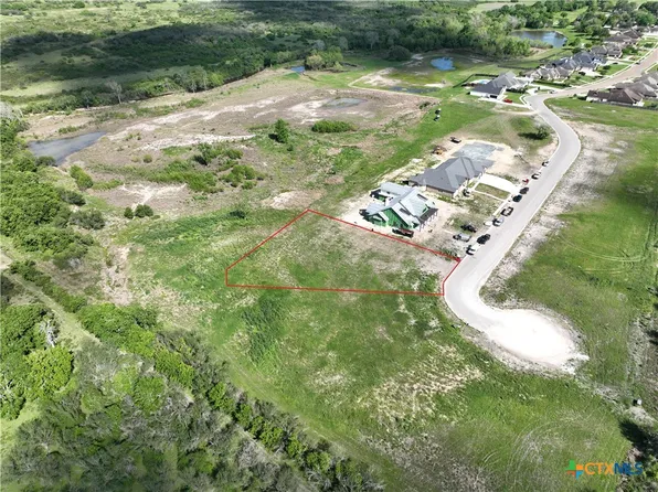 226 Pebble Brk, Victoria, TX 77904