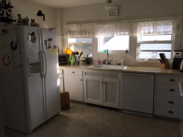 3821 Nakoma Rd, Madison, WI 53711