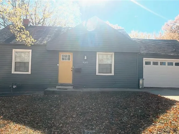 3203 NE 56th St, Kansas City, MO 64119