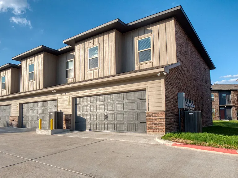 4089 Cross Park Dr #511 — Photo 2