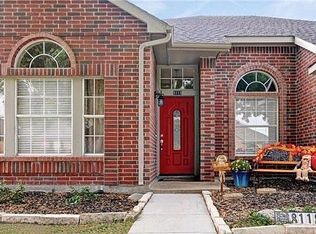 8118 Lake Bend Dr, Rowlett, TX 75088