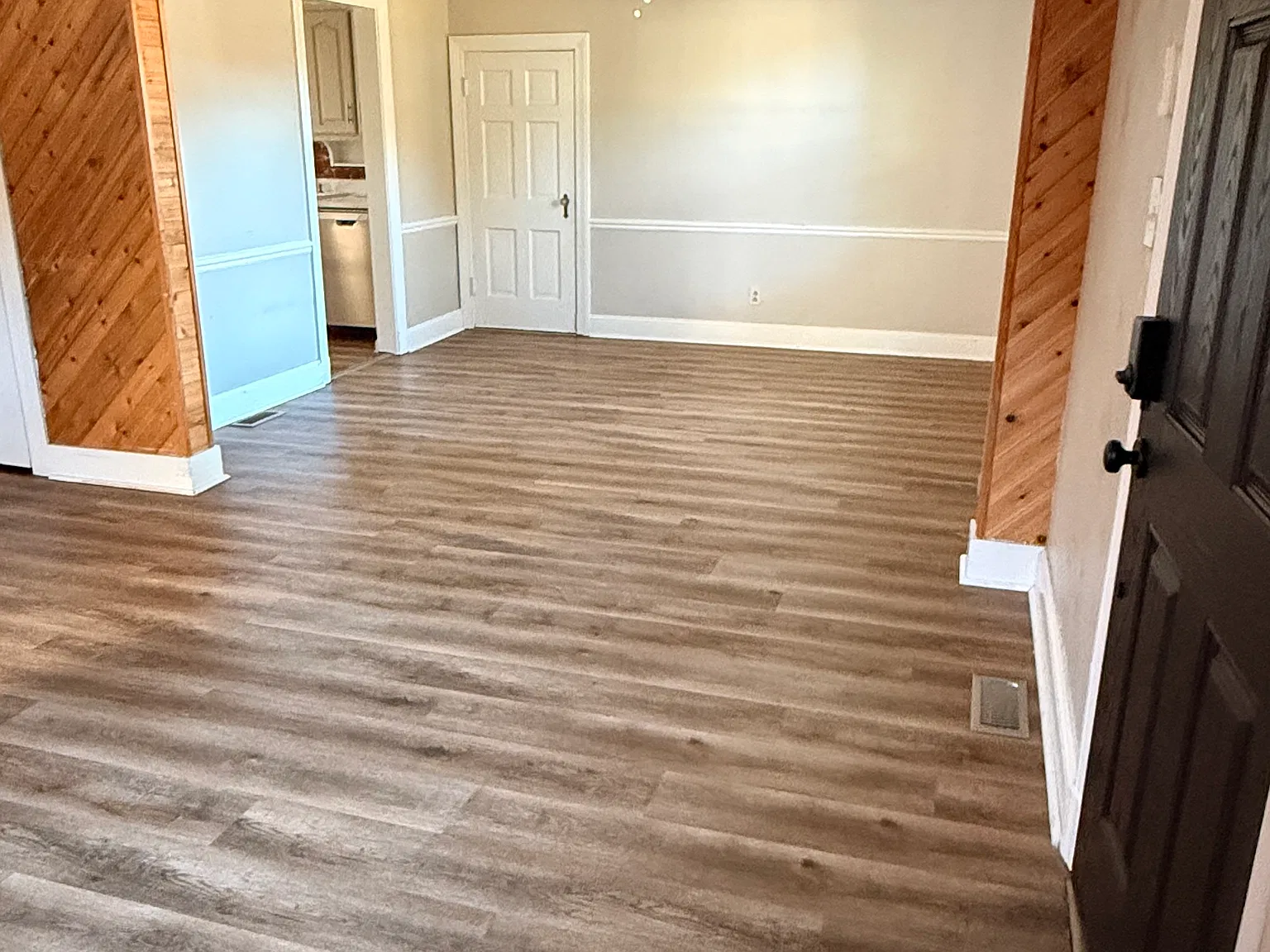 Gilliam Home — Photo 4