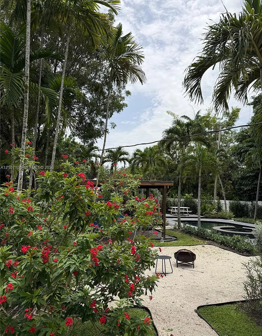 Miami Shores Sec 5 — Photo 3