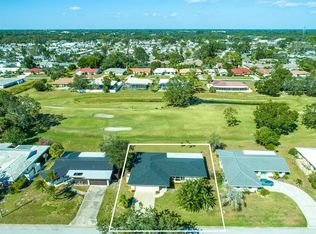 1850 Mid Ocean Cir, Sarasota, FL 34239