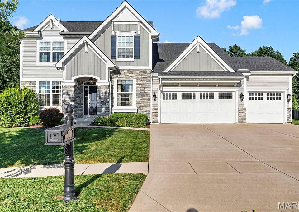 1st image of 222 Grayleaf Ct