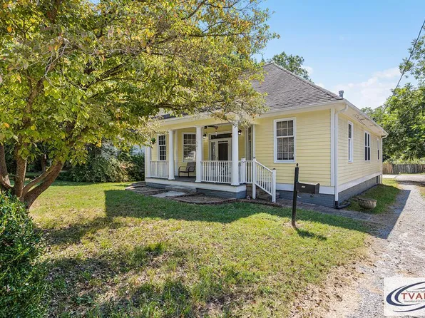 321 Head St, Paris, TN 38242