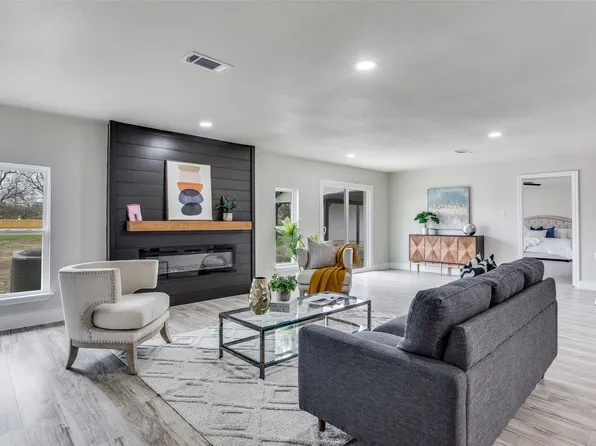 7901 Esquire Ln, Rowlett, TX 75089