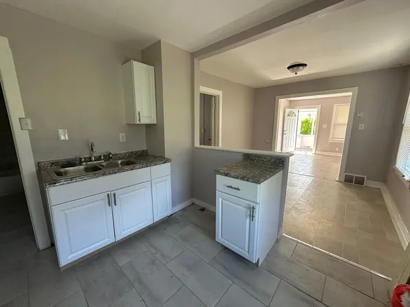 4167 Isabelle St, Inkster, MI 48141