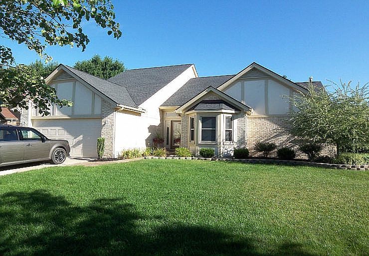 1st image of 45334 Danbury Ct