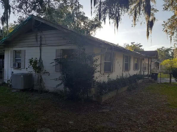 8238 Newton Rd, Jacksonville, FL 32216