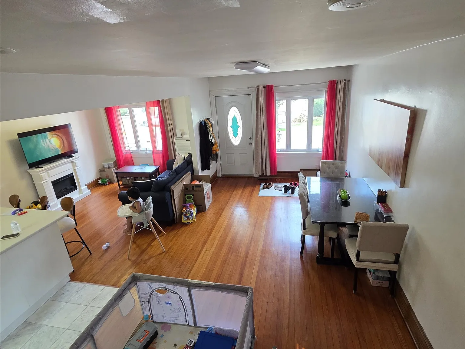 2 bed, 1.5 bath, $2,850 — Photo 2