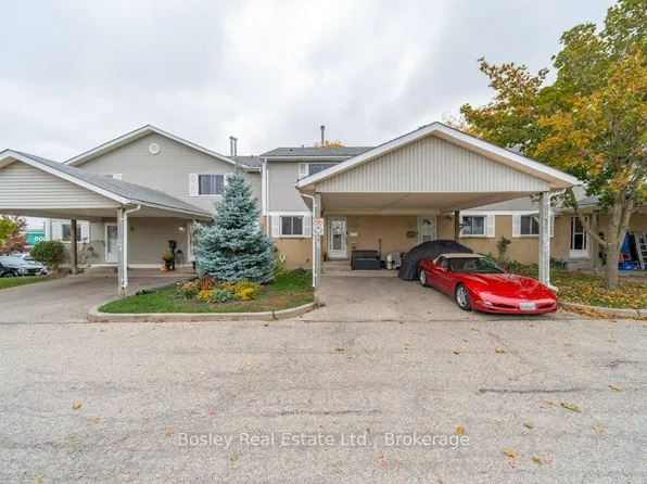 255 Northlake Dr #28, Waterloo, ON N2V 1Z2
